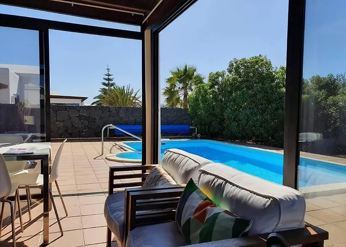 La Carabela 35 فيلة بلايا بلانكا