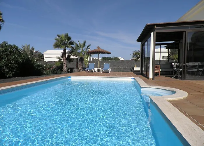 Villa La Carabela 35 *